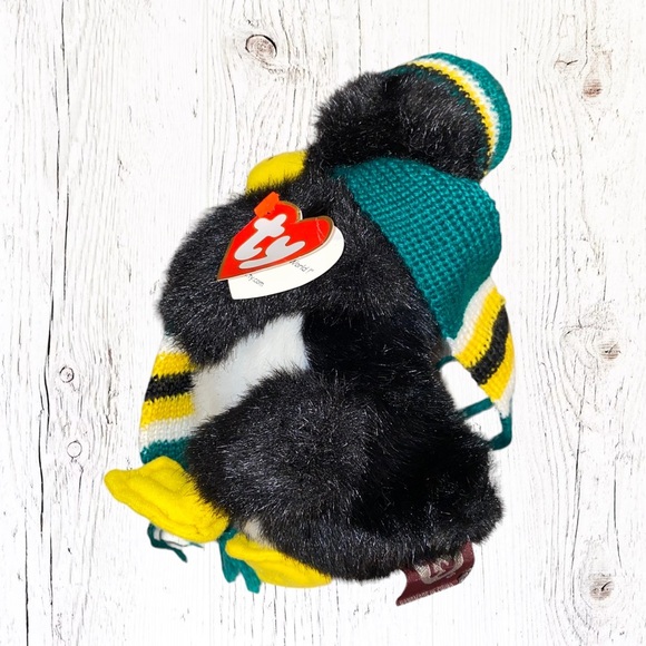 Ty Attic Treasures Waddlesworth the Penguin 8" Plush Beanie Baby 1993 With Tags - Picture 3 of 6